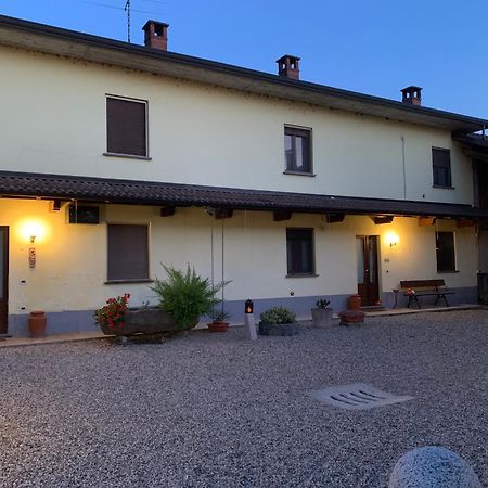 B&B Dallo Zio Оттоб'яно Екстер'єр фото