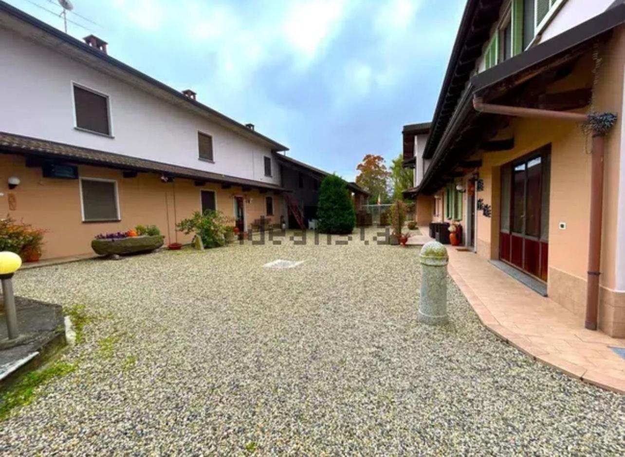 B&B Dallo Zio Оттоб'яно Екстер'єр фото